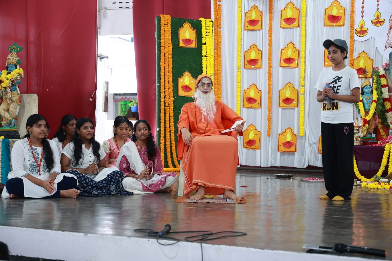 Guru Aradhana Day - Main Campus